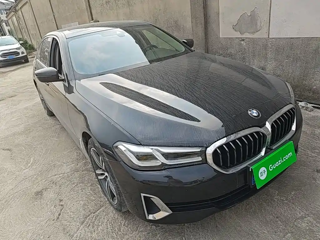 BMW 5 Series — фото 4