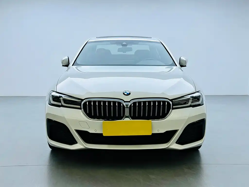 BMW 5 Series — фото 2