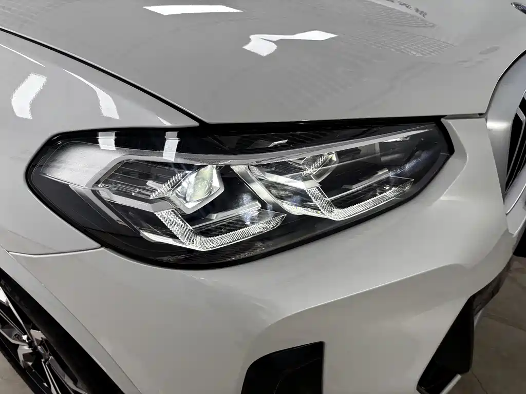 BMW X3 — фото 8