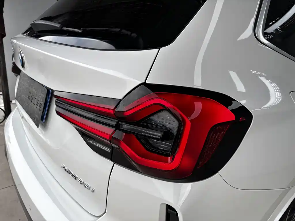 BMW X3 — фото 9