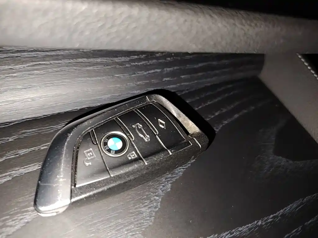 BMW 5 Series — фото 9