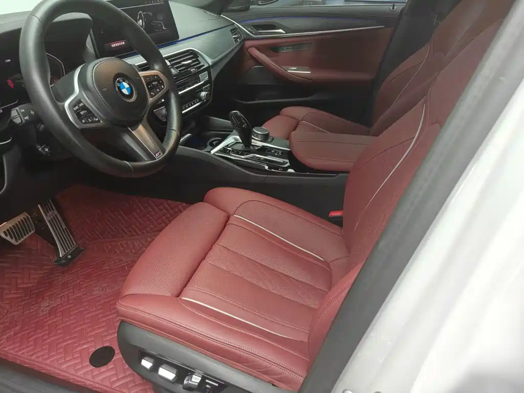 BMW 5 Series — фото 10