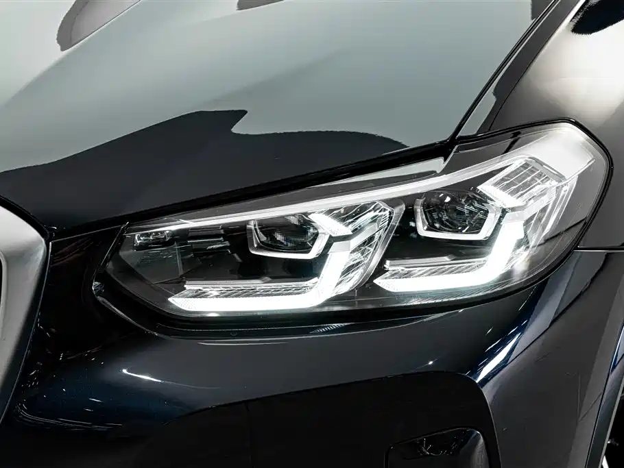 BMW X3 — фото 4