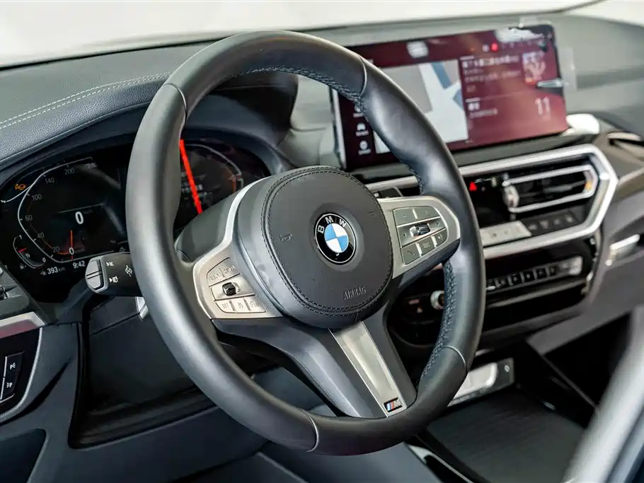 BMW X3 — фото 10