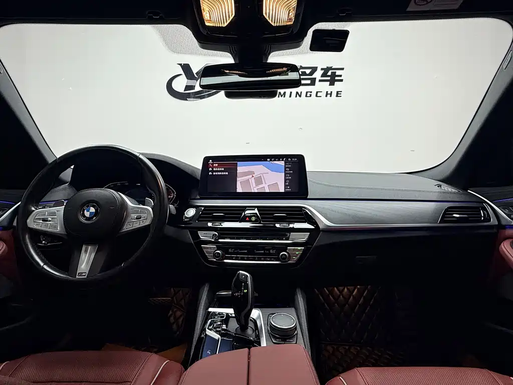 BMW 5 Series — фото 5