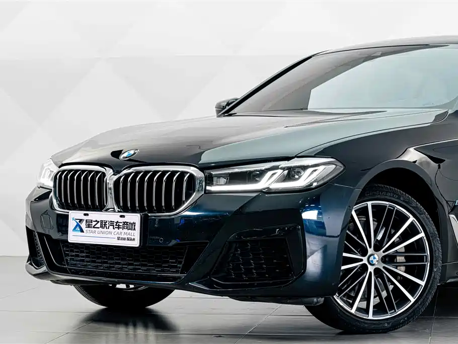 BMW 5 Series — фото 3