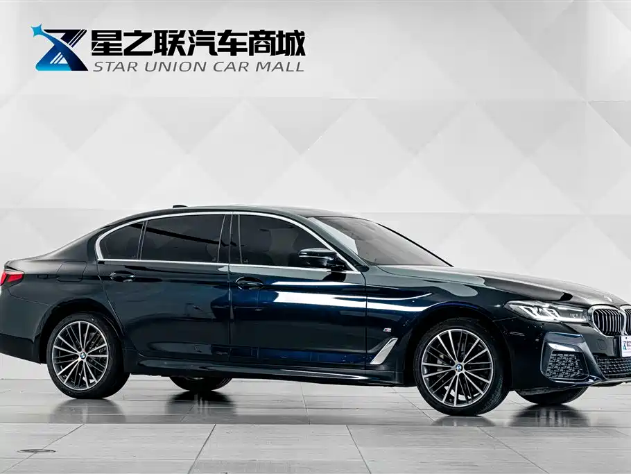 BMW 5 Series — фото 5