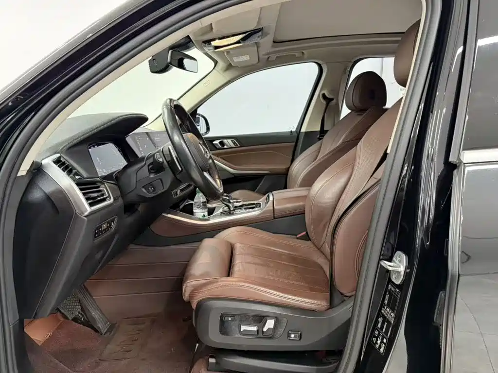 BMW X5 (Import) — фото 5