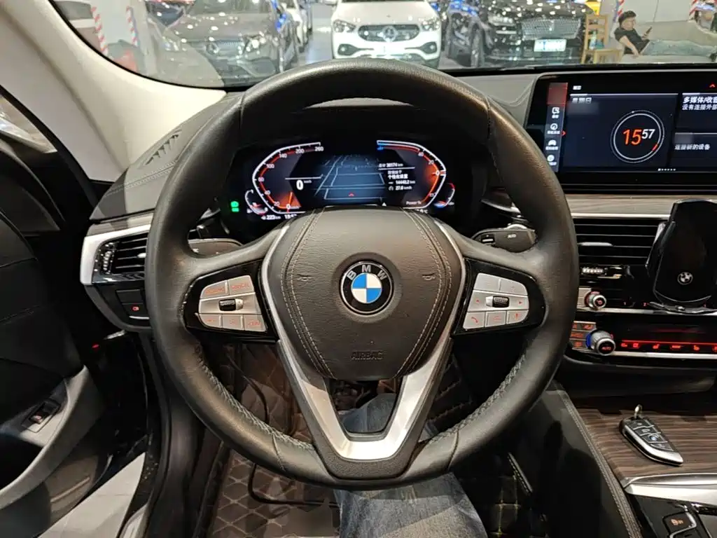 BMW 6 Series GT — фото 11