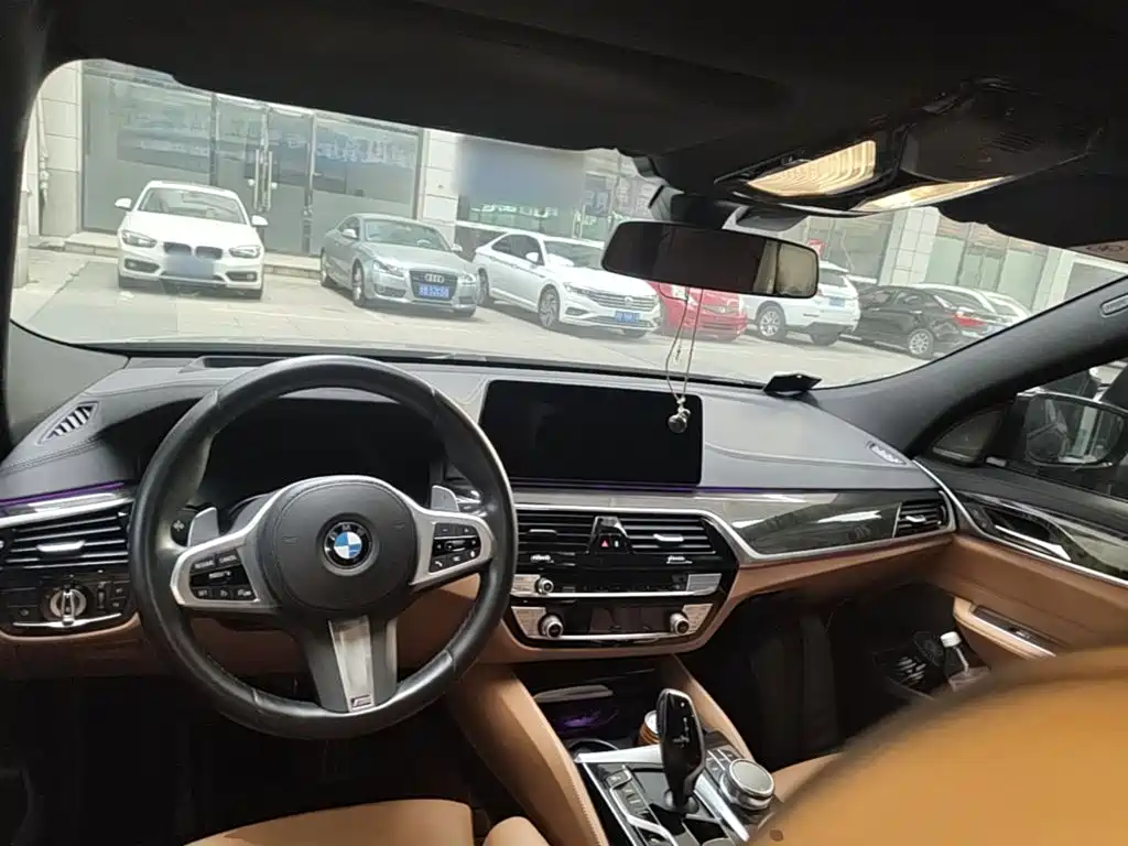 BMW 6 Series GT — фото 10
