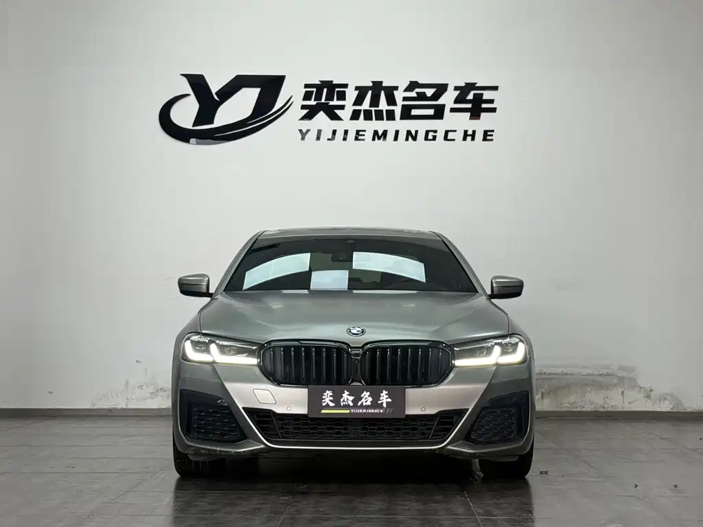 BMW 5 Series (Import) — фото 2