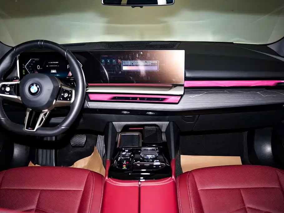 BMW 5 Series — фото 15