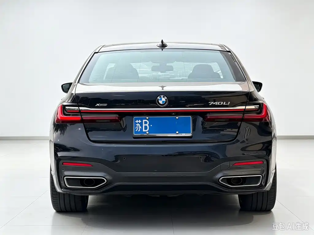 BMW 7 Series — фото 3