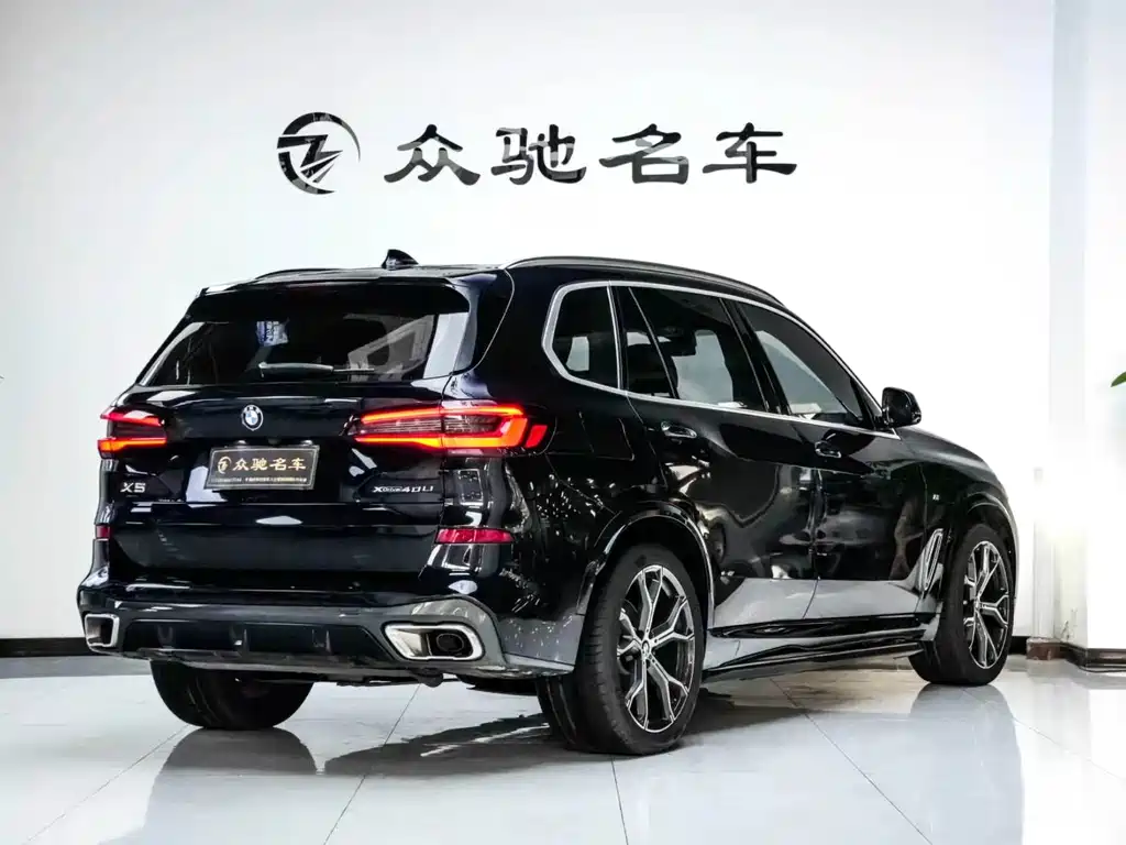BMW X5 — фото 10