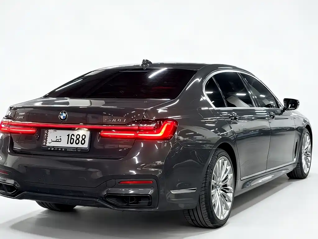 BMW 7 Series — фото 4