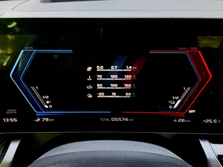 BMW M5 New Energy — фото 8