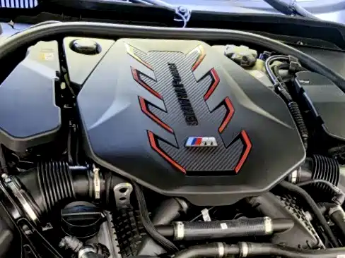 BMW M5 New Energy — фото 9