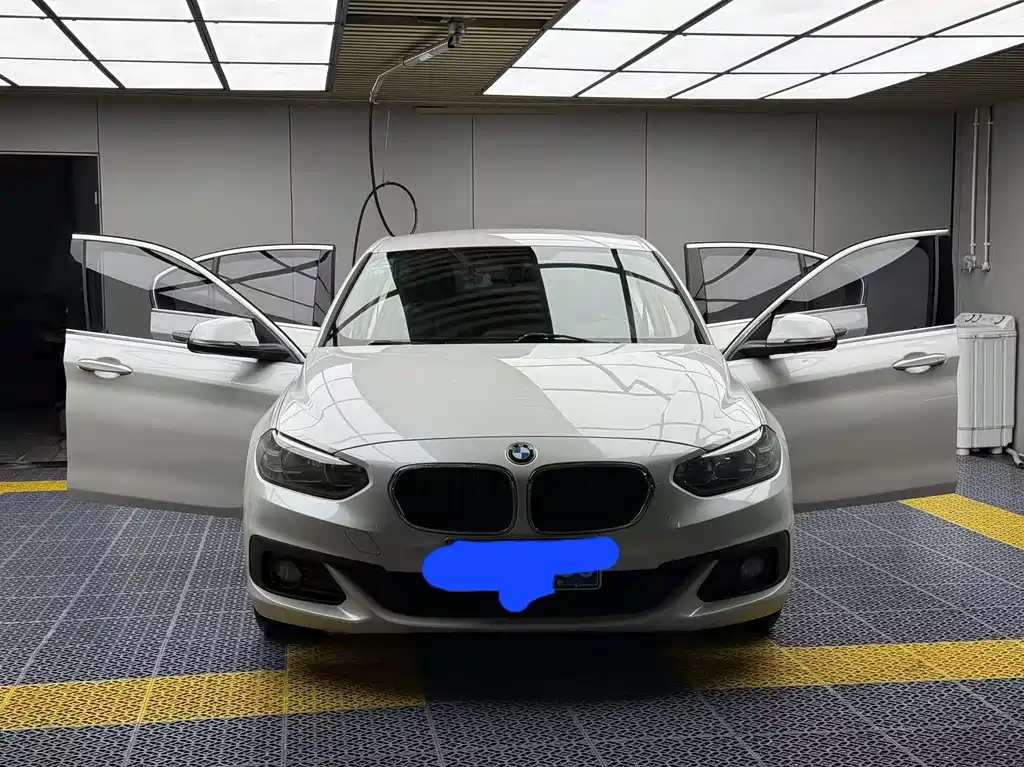BMW 1 Series — фото 2