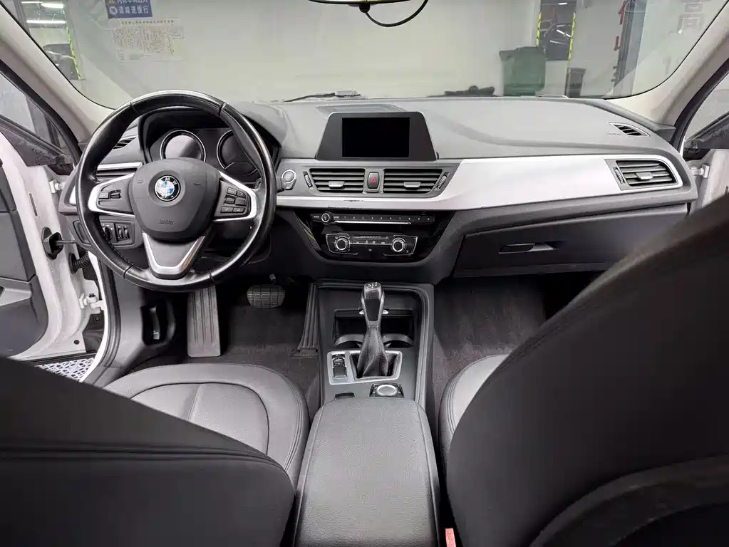 BMW 1 Series — фото 10