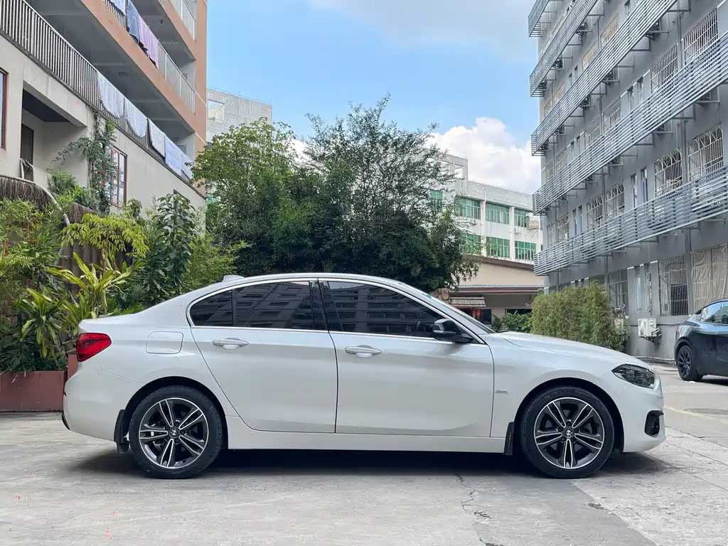 BMW 1 Series — фото 11