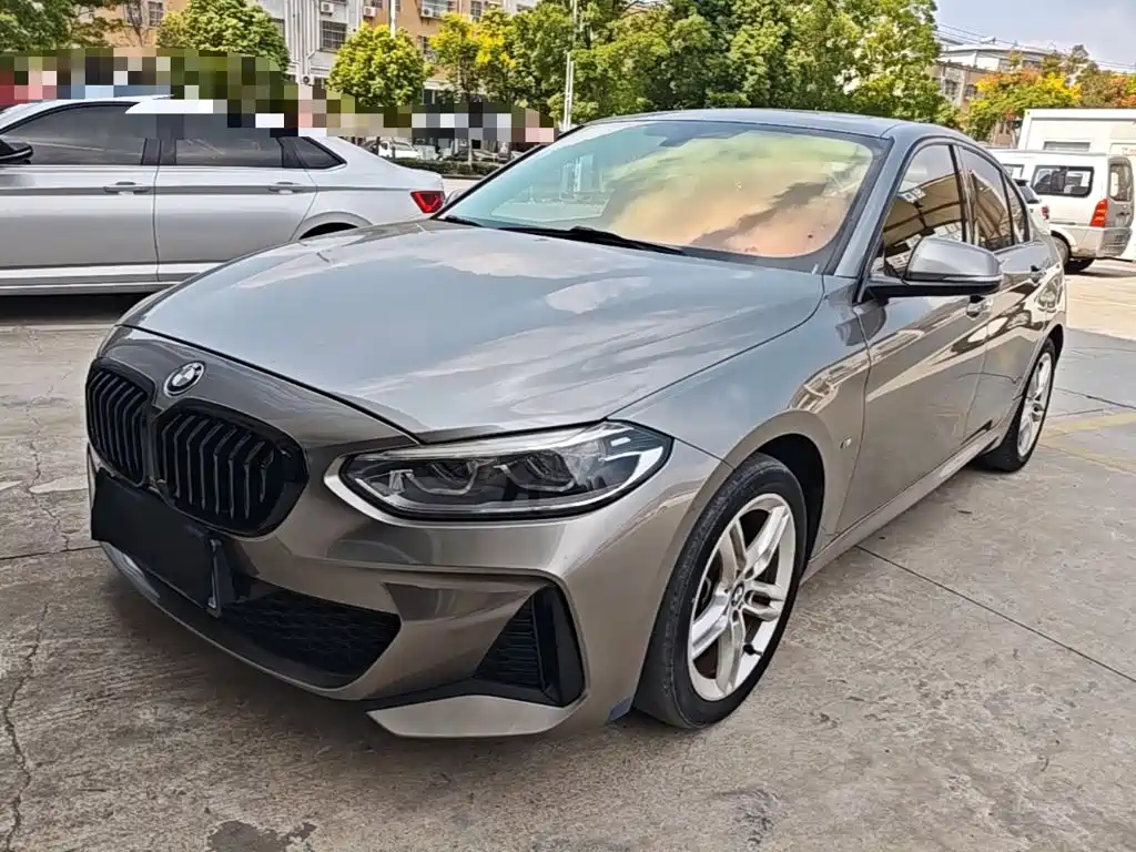 BMW 1 Series — фото 1
