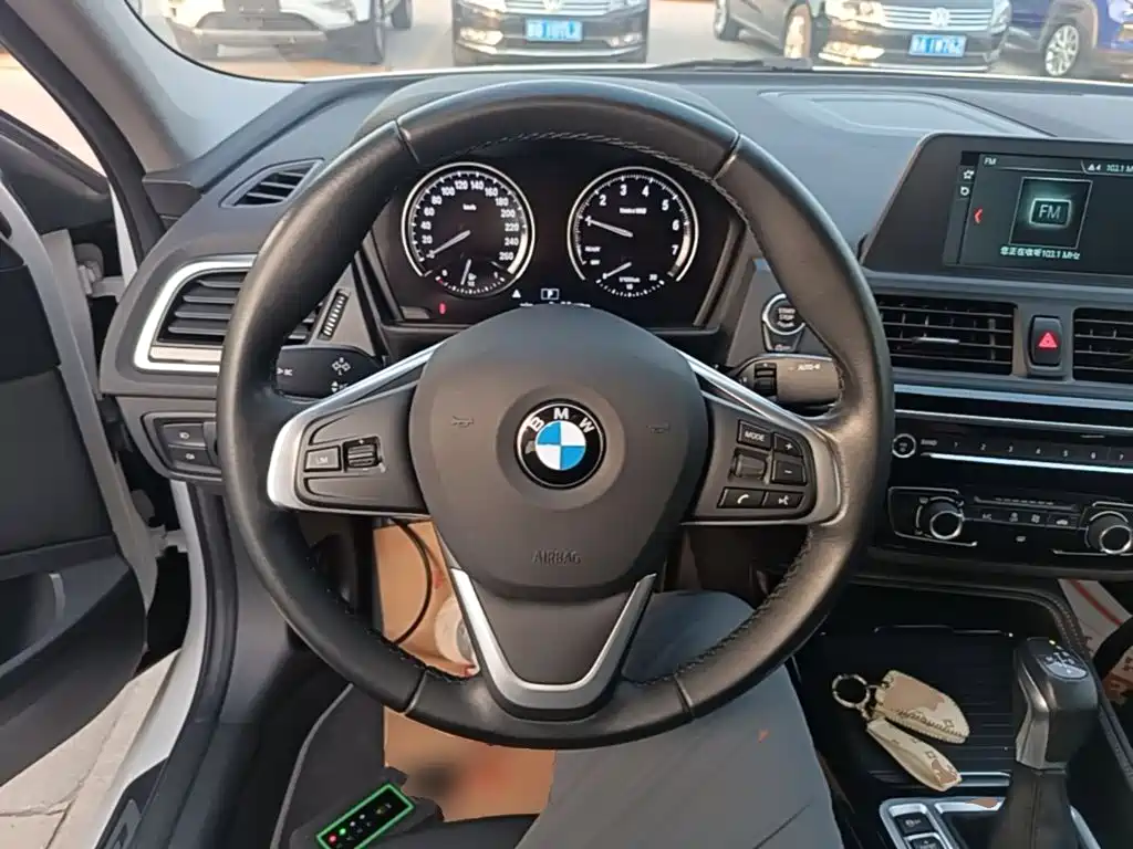 BMW 1 Series — фото 11