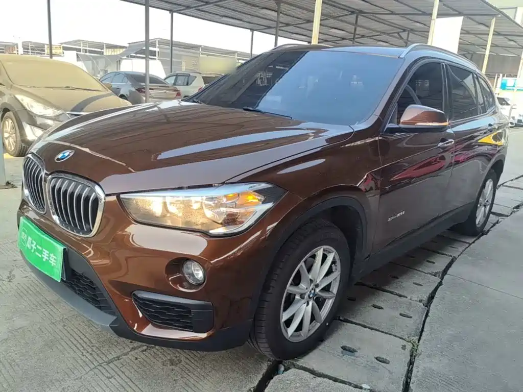 BMW X1 — фото 2