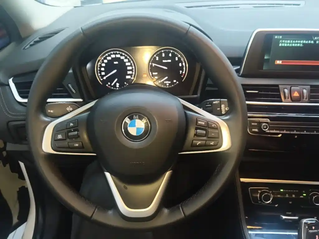 BMW 2 Series Gran Tourer — фото 11