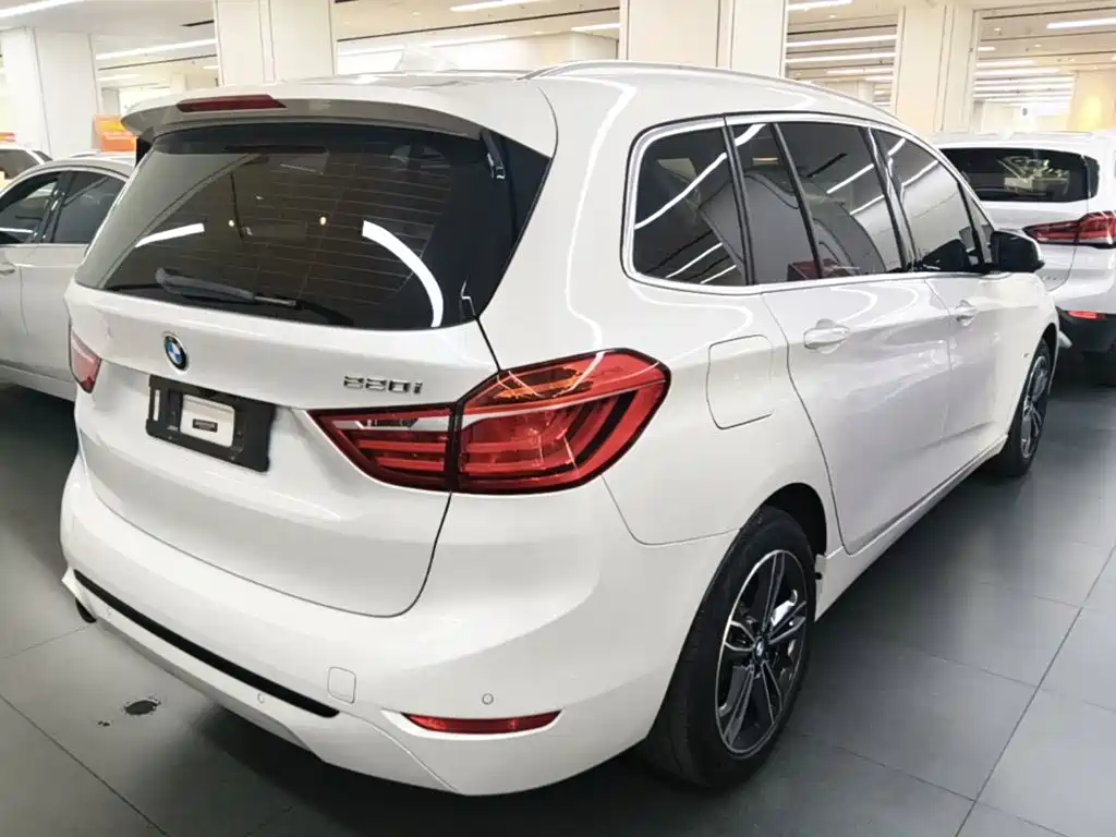 BMW 2 Series Gran Tourer — фото 7