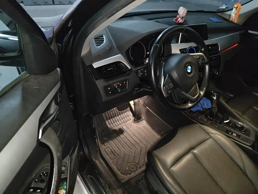 BMW X1 — фото 14