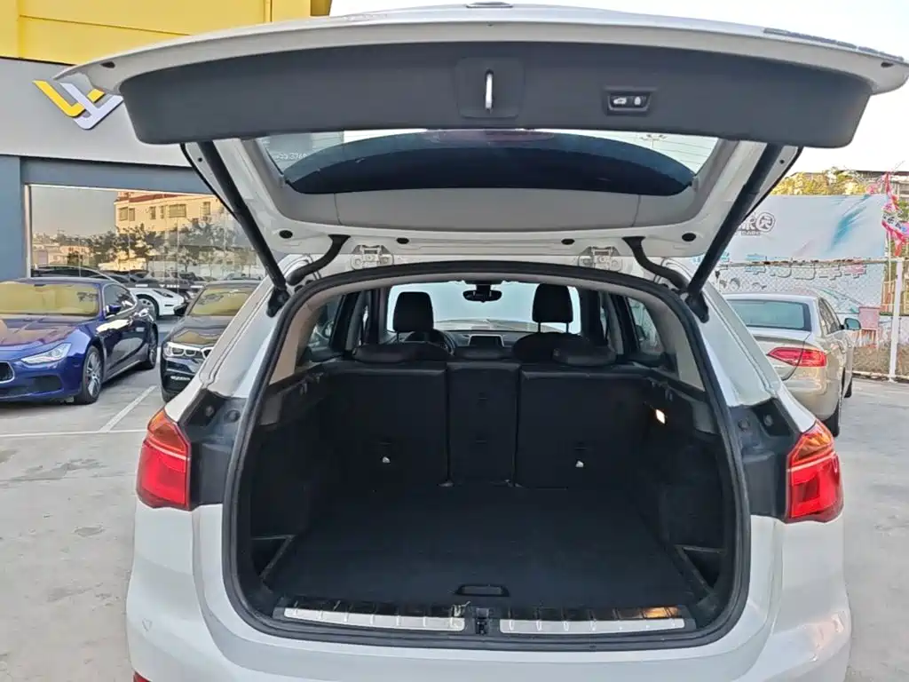 BMW X1 — фото 19