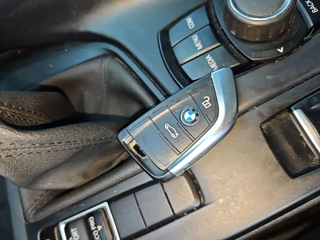 BMW X1 — фото 9