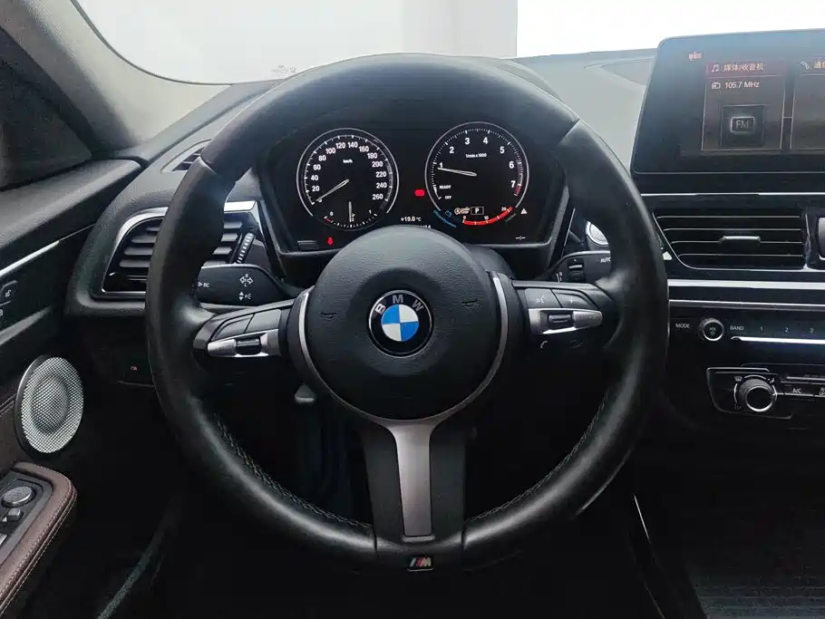 BMW 1 Series — фото 15