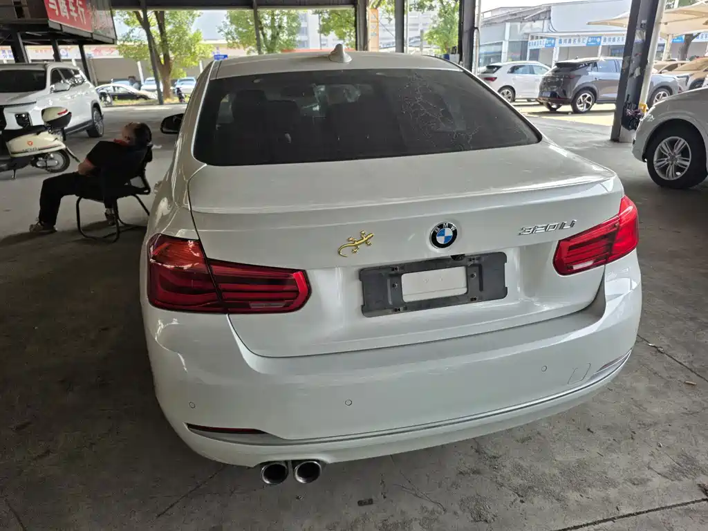 BMW 3 Series — фото 14