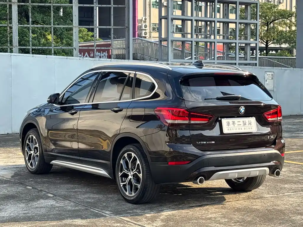 BMW X1 — фото 11