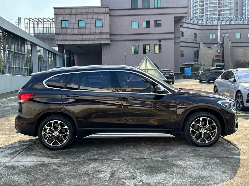 BMW X1 — фото 30