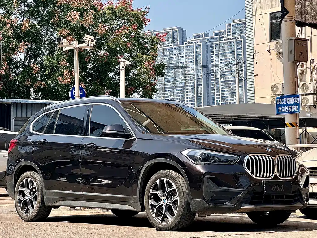 BMW X1 — фото 3