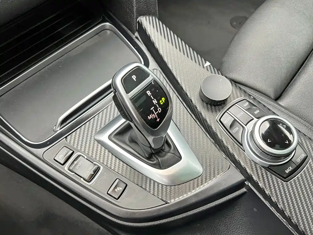 BMW 3 Series GT — фото 22