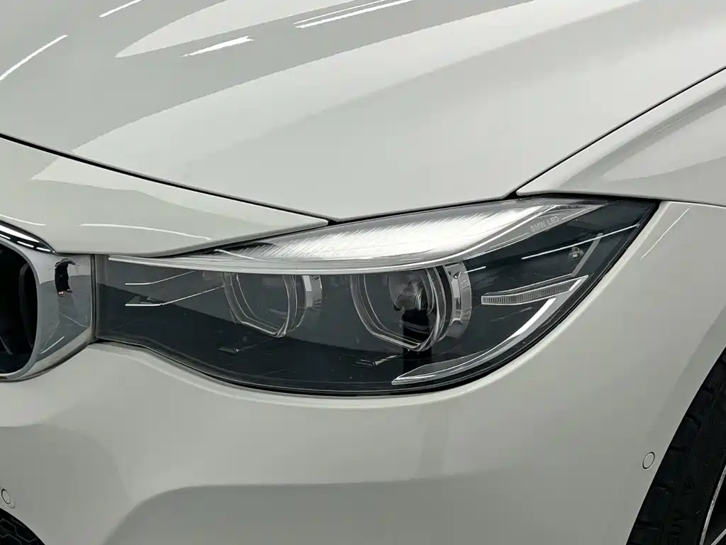 BMW 3 Series GT — фото 9