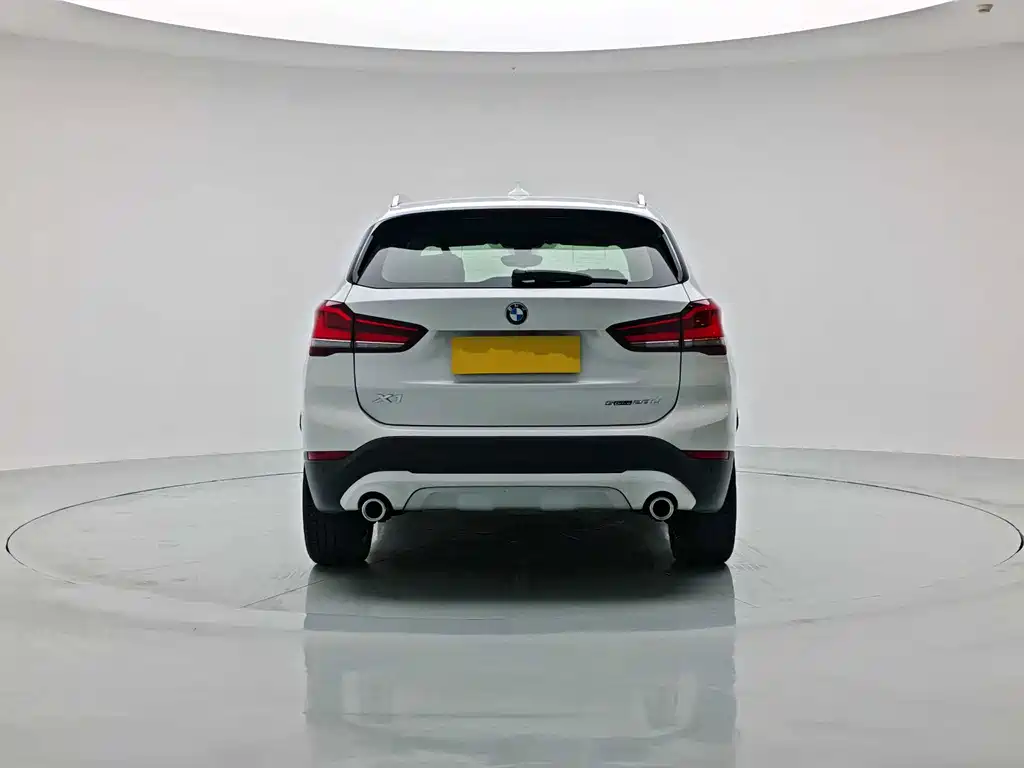 BMW X1 — фото 3