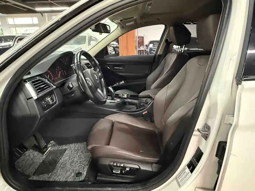 BMW 3 Series — фото 15