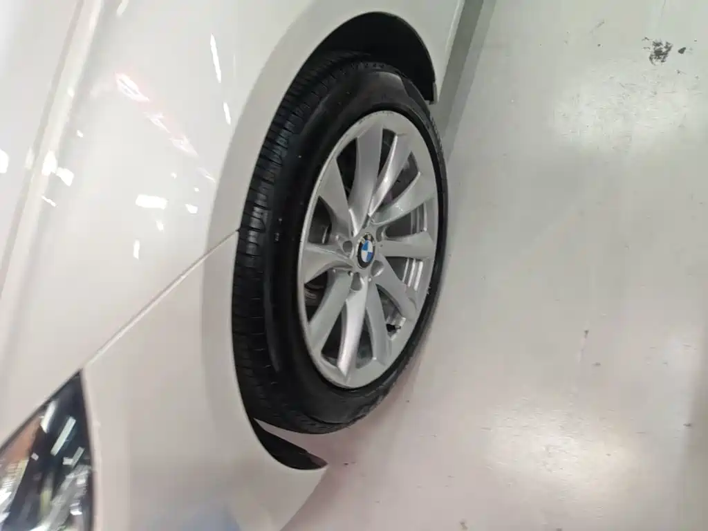 BMW 3 Series GT — фото 23