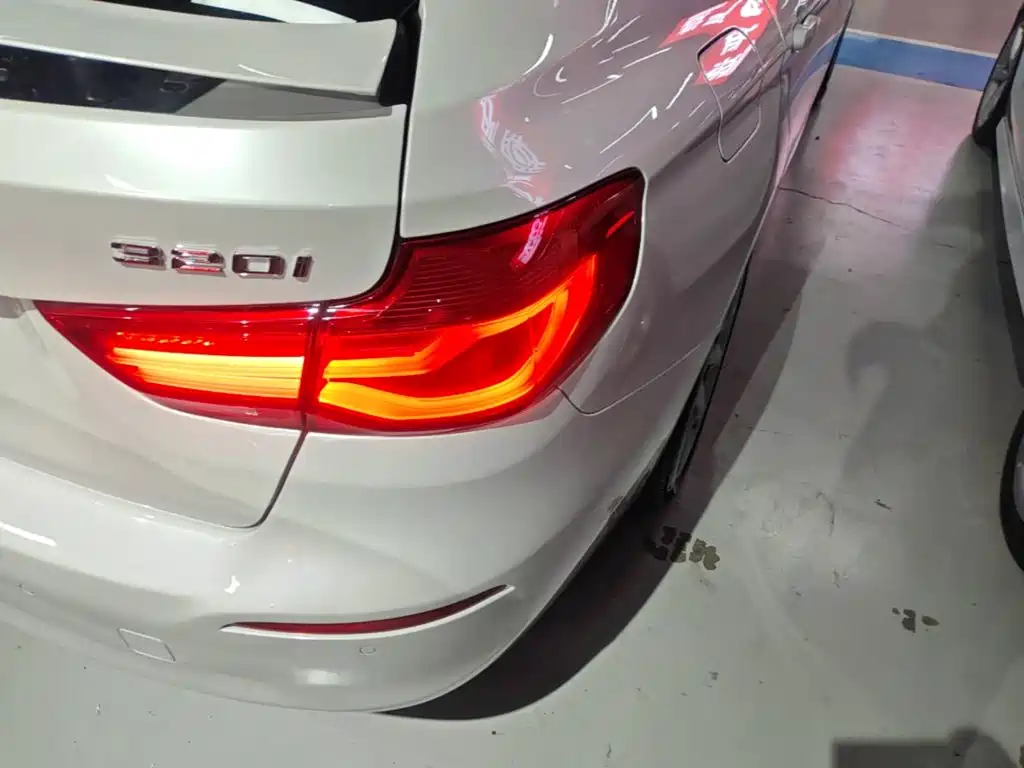 BMW 3 Series GT — фото 8