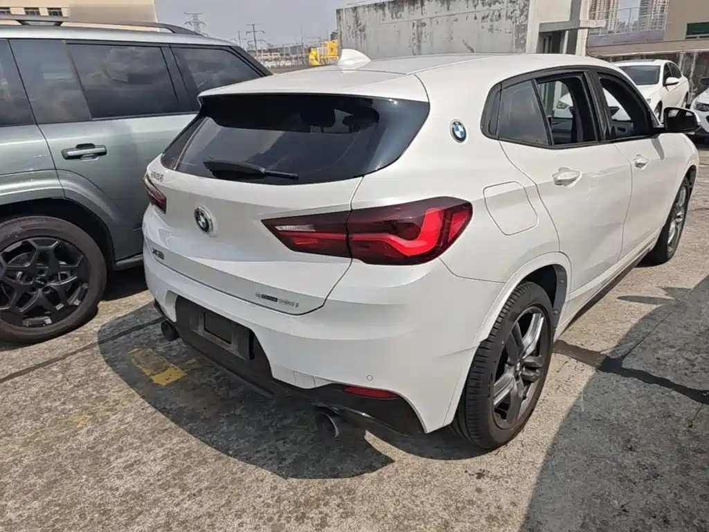 BMW X2 — фото 7