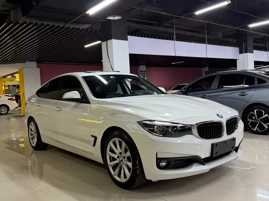BMW 3 Series GT — фото 1