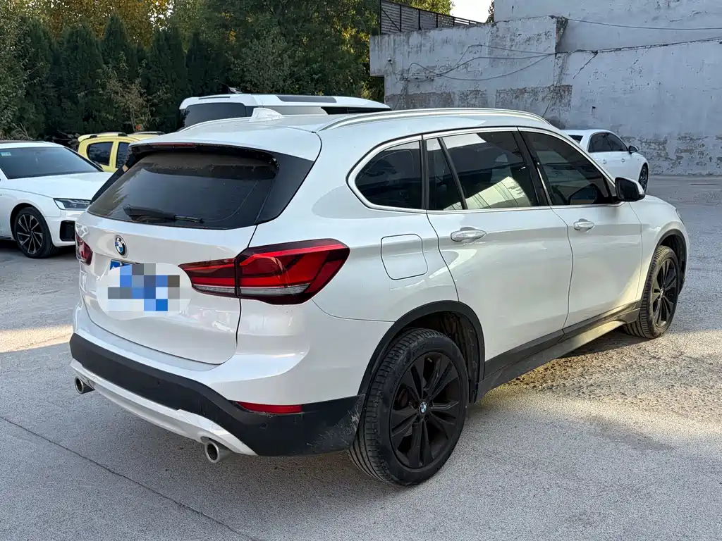 BMW X1 — фото 3