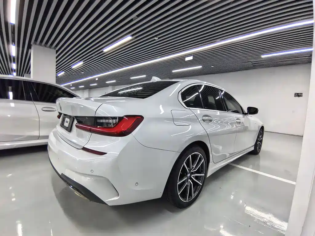BMW 3 Series — фото 10