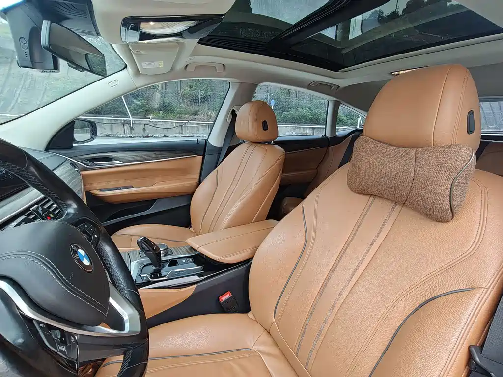 BMW 6 Series GT — фото 14