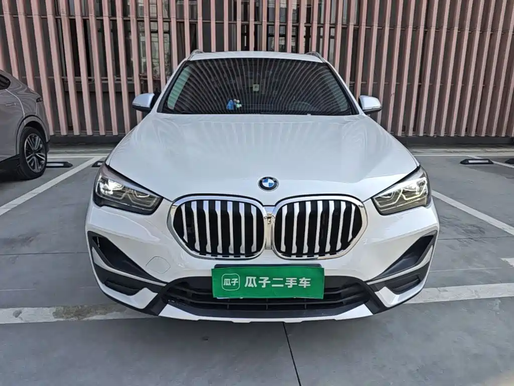 BMW X1 — фото 3