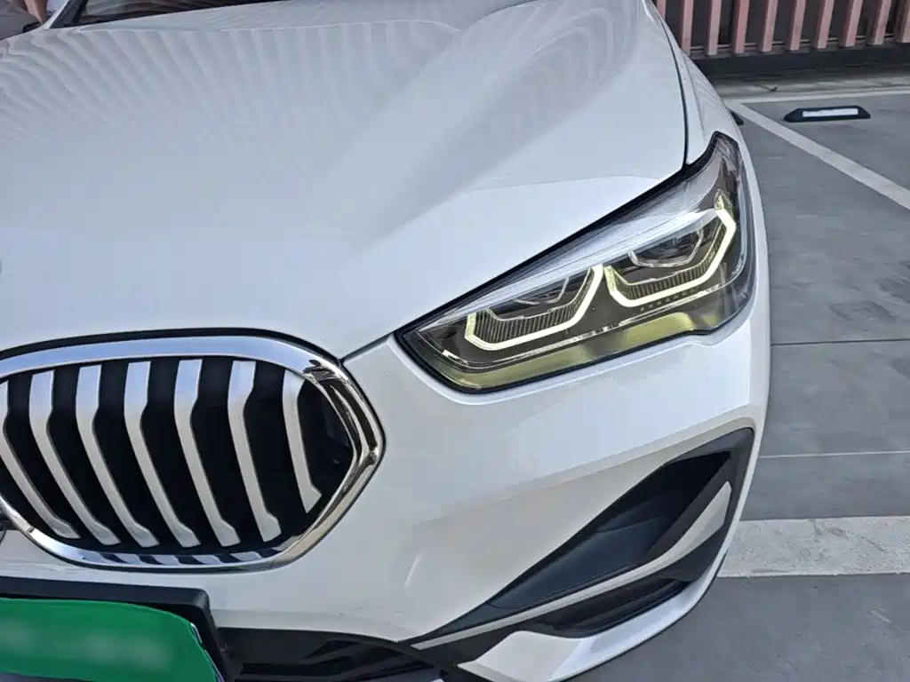 BMW X1 — фото 24